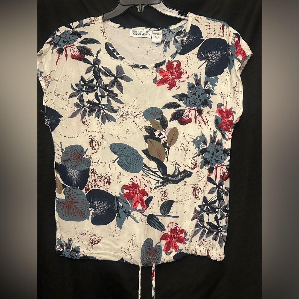 Women’s new direction sleeveless top